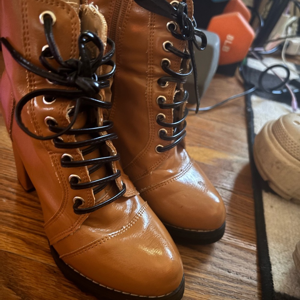 Stylish Tan Lace-Up Boots for Women